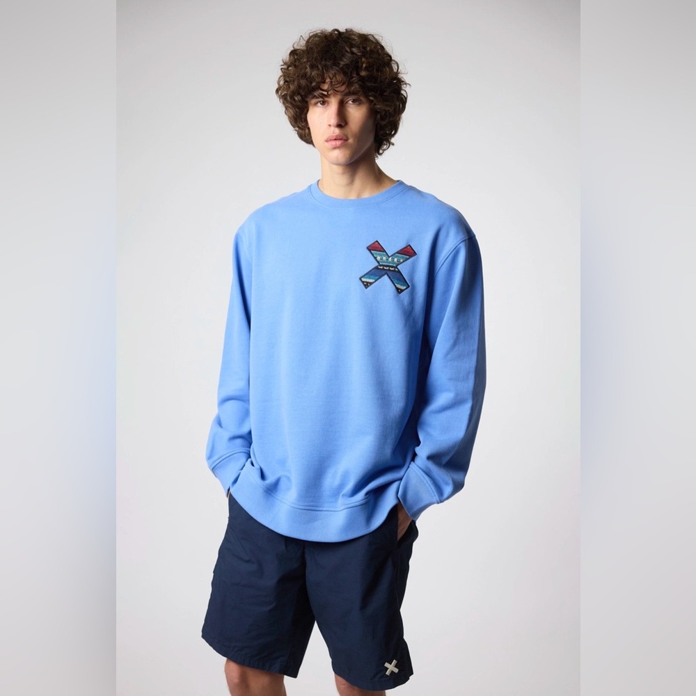 Blue Banana JAY BLUE CLASSIC CREW Medium New With Tags‎